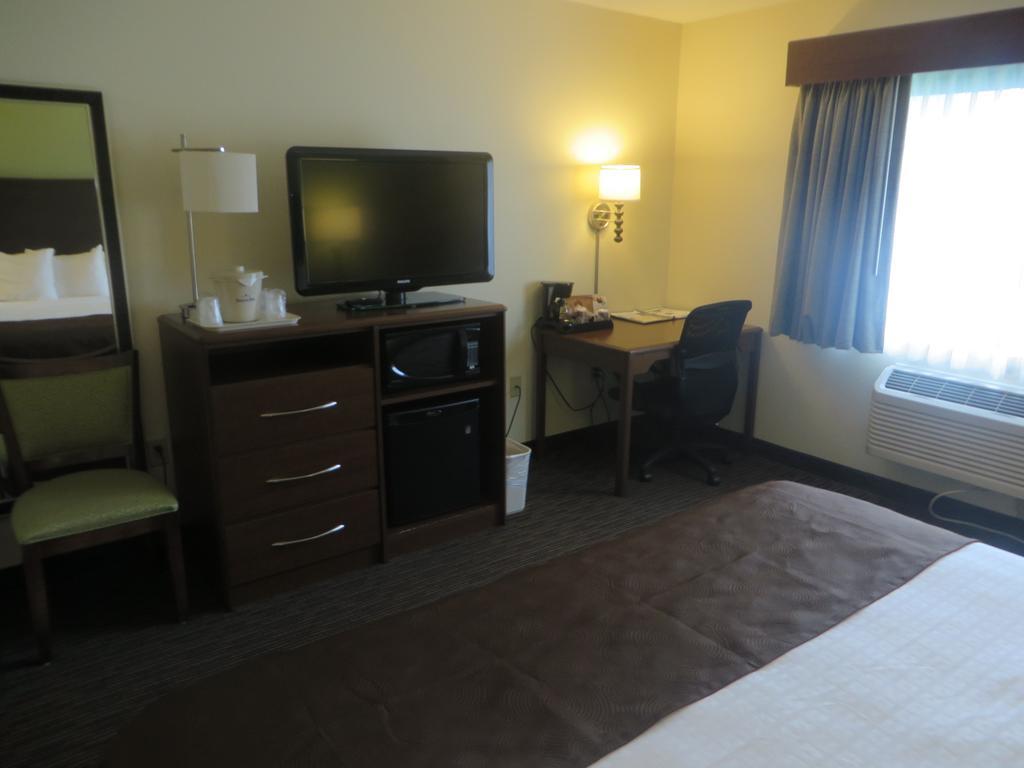 Americinn By Wyndham Rice Lake Esterno foto